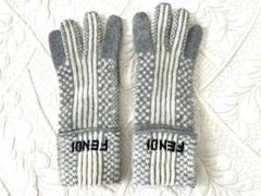 FENDI 未使用近い カシミア 100% Fバックル グローブ 手袋