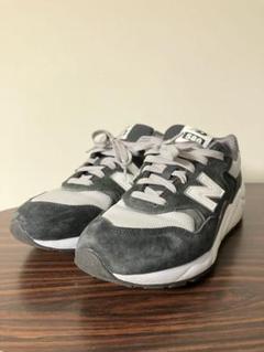 COMME des GARCONS × NEW BALANCE MT580