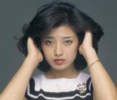 『希少』山口百恵　百恵ちゃん　サイン本　蒼い時 希少』山口百恵 百恵ちゃん サイン本 蒼い時 - メルカリ