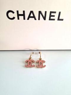 【本物】CHANEL　シャネル　ココマーク　ピアス　ピンクのサムネイル