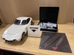 デアゴスティーニ 1/10 トヨタ 2000GT ホワイト エンブレム付き