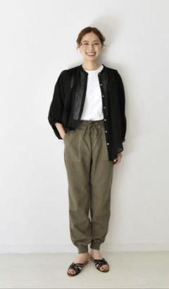 ハグオーワー/カジュアルパンツ(レディース)の中古/未使用品 - メルカリ オフィス ハグオーワー☆6ozシャンブレーテーパードパンツ カジュアルパンツ
