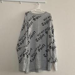 Taylor Swift 着用デザイン 公式オフィシャル トレーナー 正規品 Taylor Swift 着用デザイン 公式オフィシャル トレーナー 正規品