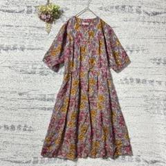 花柄ロングフレアワンピース　Mサイズ　五分袖　透け感　光沢　日本製　レトロ柄