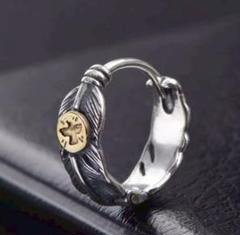 片耳フェザーピアス　シルバーアクセサリー　ピアス　メンズアクセサリー