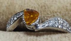 カラーダイヤモンド0,18ct 八角形 蛍光ありイエローオレンジ系 ルース 裸石 カラーダイヤモンド0,18ct 八角形 蛍光ありイエローオレンジ系