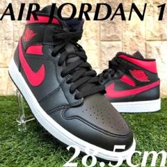 ナイキ ウィメンズ エアジョーダン 1 ミッド NIKE スニーカー 黒 白 赤