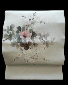 名古屋帯 刺繍 手描き 花模様 白百合色 KO-1355 名古屋帯 刺繍 手描き 花模様 白百合色 KO-1355
