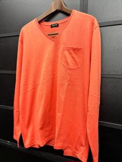 コムサイズム Vネック 長袖Tシャツ Lサイズ ロンT　オレンジ