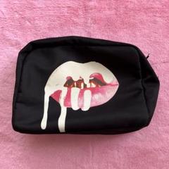 kylie lips travel caseカイリージェンナーポーチ完売品 2025年最新】kylie cosmetics ポーチの人気アイテム - メルカリ
