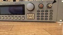 s*o様 AKAI S3000XL 電源ok ケーブル付 ジャンク扱い サンプラ Akai S3000XL MIDI Stereo Digital Sampler Rackmount - OS 2.00