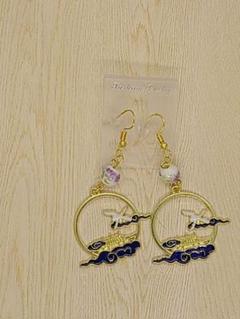 和風　白鳥ピアス