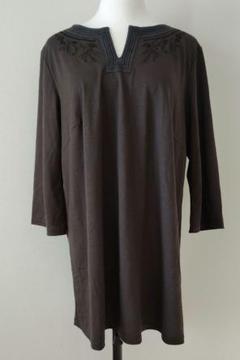 EVEX by KRIZA ダークグレー刺繍入りVネックチュニック46#24