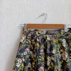 ストロベリーフィールズ 花柄スカート 鳥