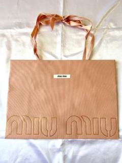 miu miuショッパー 紙袋 6枚 ハンガー2本セット MIU MIU - miumiu ショッパーの通販 by しろくま's shop｜ミュウ