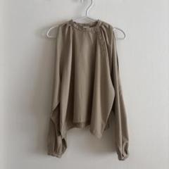【非売品】SEEK ベージュ　トップス　肩空き