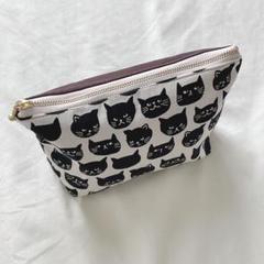 ハンドメイド マチ付きポーチ（ブラウン×ねこ×マスタード）