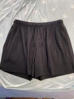 極美品♡プリーツプリーズ　ハーフパンツ　変形　　　切替え　黒　サイズ3 L 希少 PLEATS PLEASE ISSEY MIYAKE（プリーツプリーズイッセイミヤケ