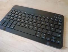 【新品未使用】Bluetooth ワイヤレスキーボード（ブラック）