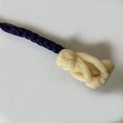 猿　白珊瑚か ストラップ 根付