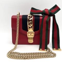 グッチ(GUCCI)グッチ シルヴィ シェリーライン GG柄 ショルダー