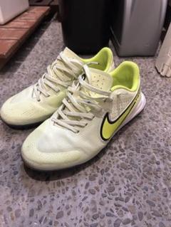 NIKE TIEMPO サッカーシューズ グレー/イエロー Nike Tiempos サッカーシューズ グレー/イエロー土用 - メルカリ