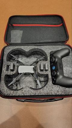 DJI TELLO 送信機GAMEVICE 中古品 DJI TELLO 送信機GAMEVICE 中古品 - メルカリ