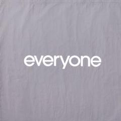 新品未使用 everyone nylon logo tote bag GRAYのサムネイル