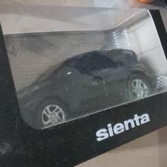 トヨタ sienta ミニカー 黒　未開封 sienta 黒 ミニカー