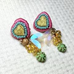ハート ビーズ 刺繍 イヤリング ピアス ハンドメイド 個性的