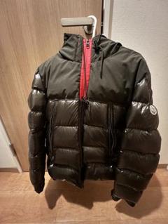 Moncler フード付きダウンジャケット
