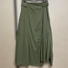スカート　グレディブリリアンのサムネイル