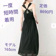 美品★UR★バッククロスウエストギャザーワンピース