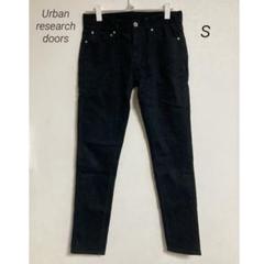 0025 Urban research doors アーバンリサーチ 黒パンツ