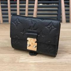 【美品】現行 ルイヴィトン ポルトフォイユ メティス コンパクト 折り財布　黒 Amazon | [ルイヴィトン] 折り財布 ポルトフォイユ メティス