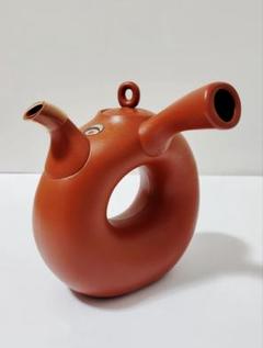 新品未使用 超レア 小西洋平作 常滑焼 急須 略歴付 煎茶道具な形状の赤茶色急須