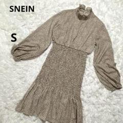 SNEIN 総柄フリルネック　シャーリング　長袖ミニワンピース　S