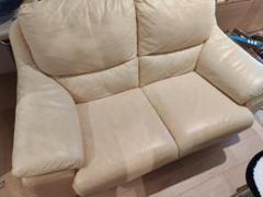 Lanouva 2人掛 ソファー レザー 家具店で購入
