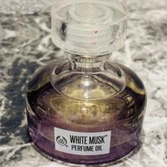 新品未使用 ザ・ボディショップ ホワイトムスク パフュームオイル 20ml Amazon.co.jp: ザ・ボディショップ ホワイトムスク パフューム