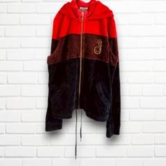ジューシークチュール　パーカー　赤　黒　￼フーディー　カジュアル　かっこいい