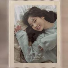 【最終値下げ】Yes, I am Dahyun TWICEダヒョン 写真集 YES, I am DAHYUN TWICE ダヒョン 写真集 - メルカリ