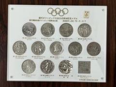 歴代オリンピック大会公式参加記念メダル　歴代開催各国オリンピック委員会公認 歴代オリンピック大会公式参加記念メダル - メルカリ