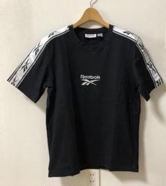 リーボック　黒　Tシャツ　レトロのサムネイル
