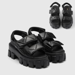 PRADA⭐︎モノリス プラッシュドレザー ローファー⭐︎試着のみ未使用⭐︎38 PRADA⭐︎モノリス プラッシュドレザー ローファー⭐︎試着のみ