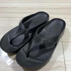 MEI 厚底トングサンダル Mサイズ