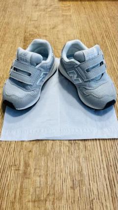 New Balance グレー IO313 13cm