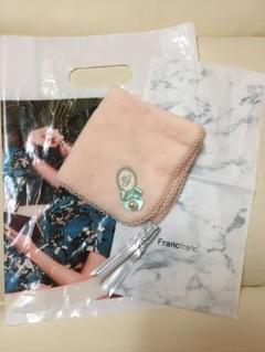 Yのイニシャルの入ったハンドタオル(タオルハンカチ)