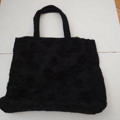 黒 花柄刺繍 トートバッグ