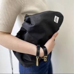 美品】X creation エックスクリエーションヒョウ柄 本革クラッチバッグ 美品】X creation エックスクリエーションヒョウ柄 本革クラッチバッグ