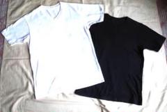UNIQLO Tシャツ 2枚セット 白 黒 M S Vネック クルーネック 半袖